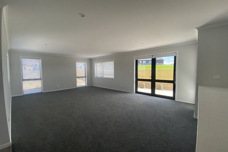 Photo of property in 43 Ridge Drive, Omokoroa, 3114