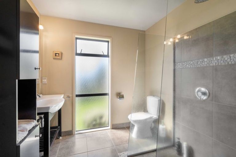 Photo of property in 10 Willow Grove, Tairua, 3508