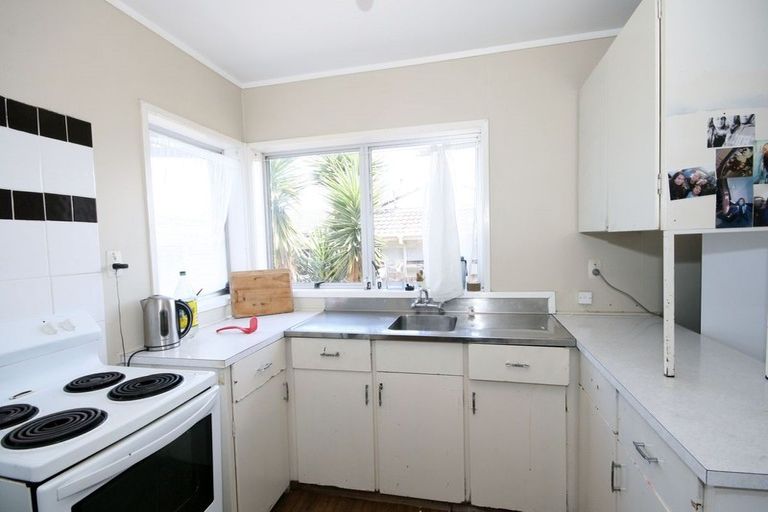 Photo of property in 1/29 Lane Road, Weymouth, Auckland, 2103