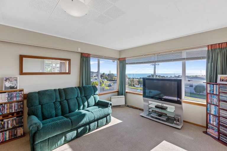 Photo of property in 24 Crownhill Street, Spotswood, New Plymouth, 4310