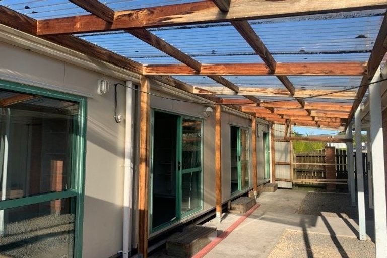 Photo of property in 8a Newnham Terrace, Upper Riccarton, Christchurch, 8041