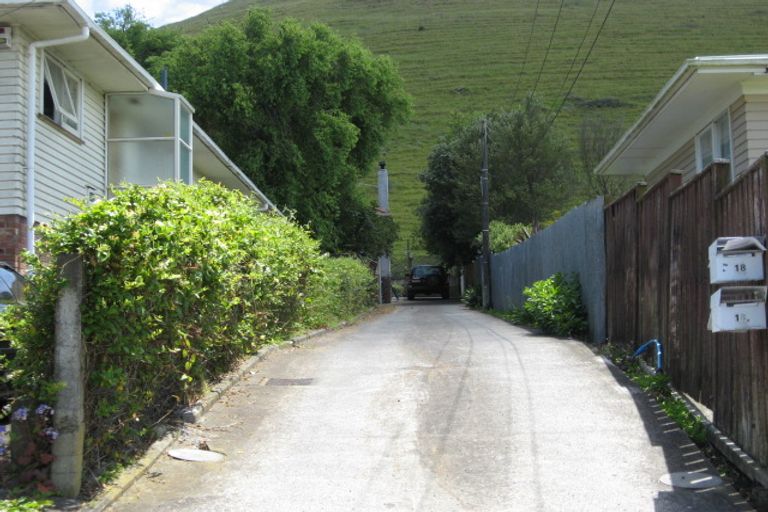 Photo of property in 18 Kapuka Road, Mangere Bridge, Auckland, 2022