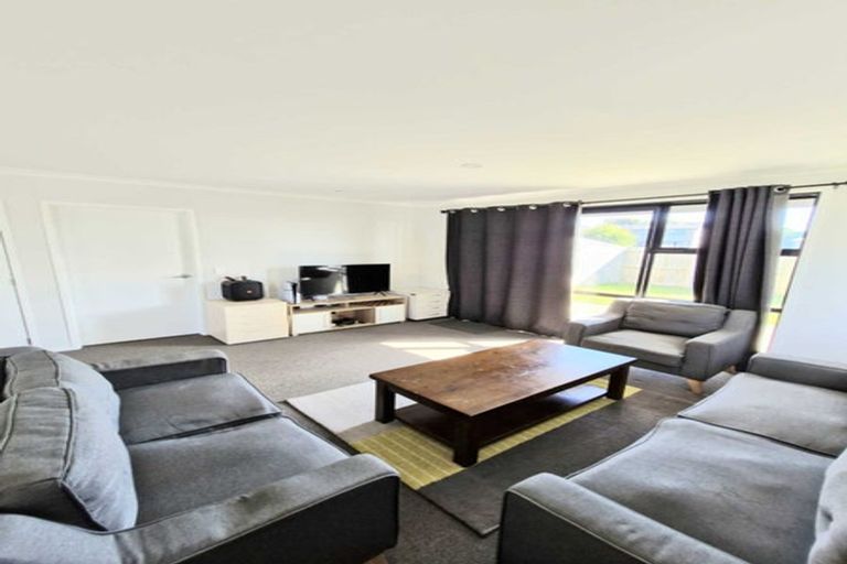 Photo of property in 29 Discovery Place, Marfell, New Plymouth, 4310