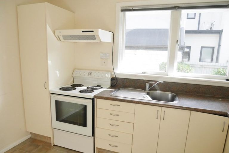 Photo of property in 10 Darvel Street, Riccarton, Christchurch, 8011