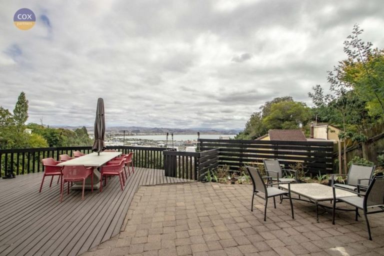 Photo of property in 33 Burns Road, Hospital Hill, Napier, 4110