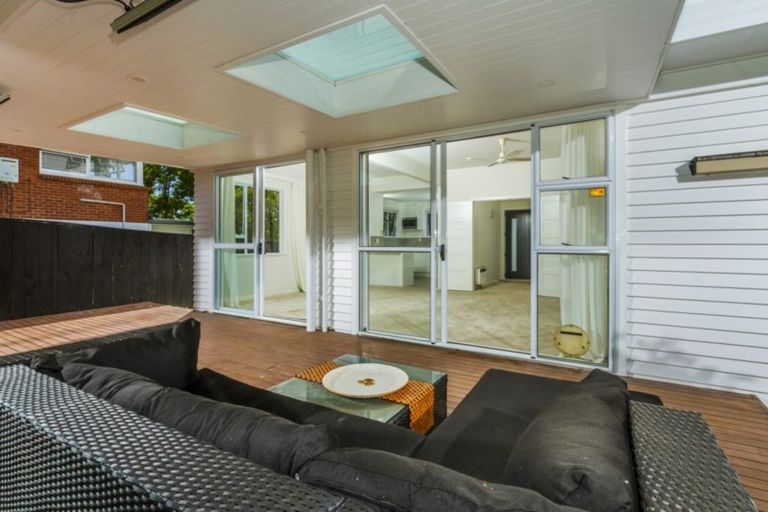 Photo of property in 234 Hurstmere Road, Takapuna, Auckland, 0622