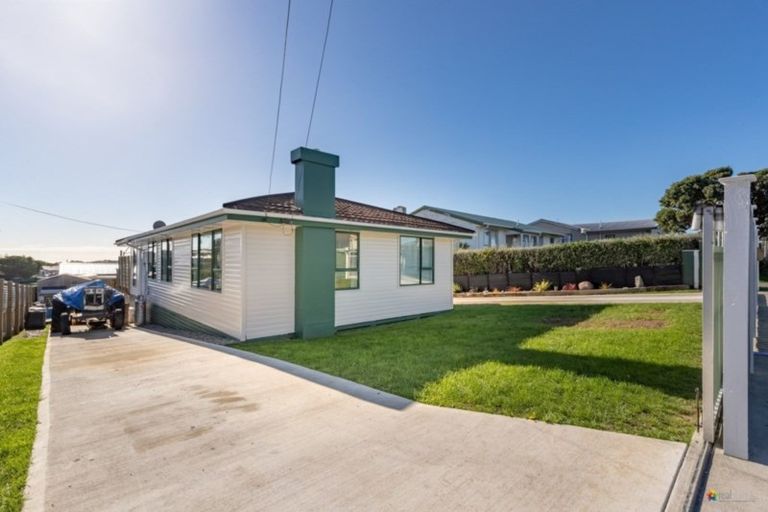 Photo of property in 20 Opapa Street, Titahi Bay, Porirua, 5022