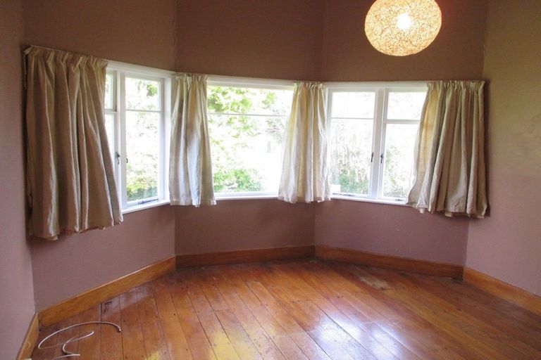 Photo of property in 377 College Street, Hokowhitu, Palmerston North, 4410