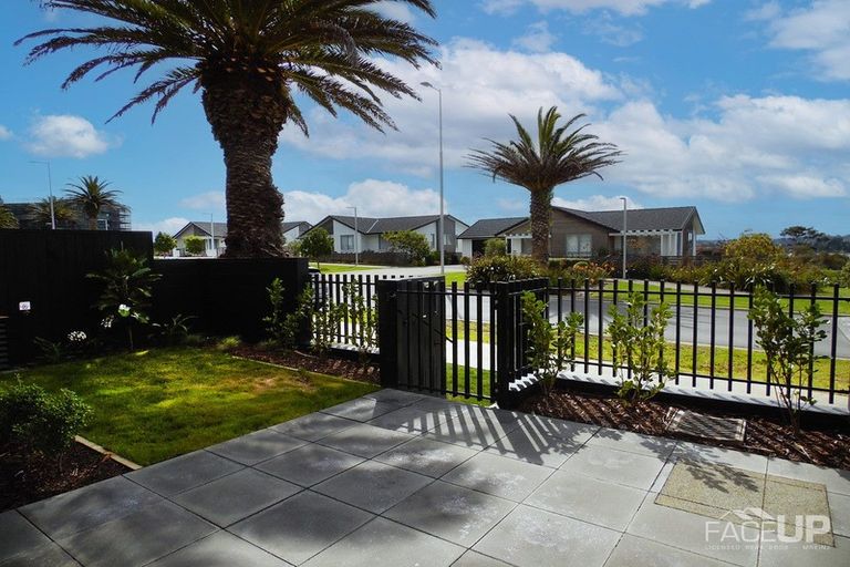 Photo of property in 115 Buckley Avenue, Hobsonville, Auckland, 0616