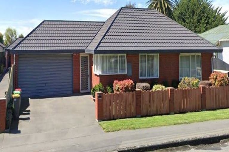 Photo of property in 3/210 Racecourse Road, Sockburn, Christchurch, 8042