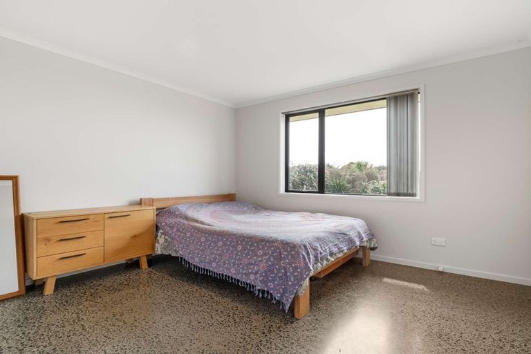 Photo of property in 103 Mcleod Road, South Head, Helensville, 0874