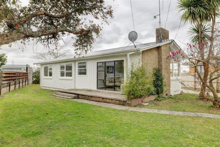 Photo of property in 21 Sheridan Street, Silverdale, Hamilton, 3216