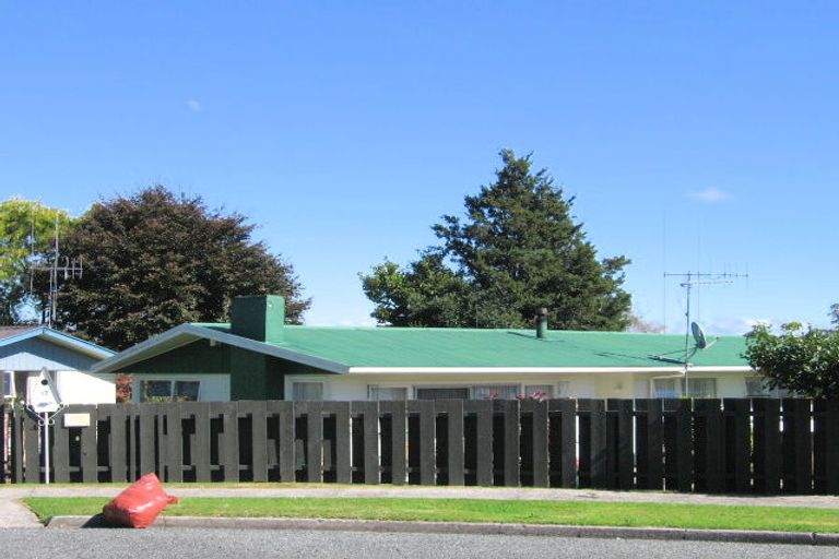 Photo of property in 12 Rimu Place, Tokoroa, 3420