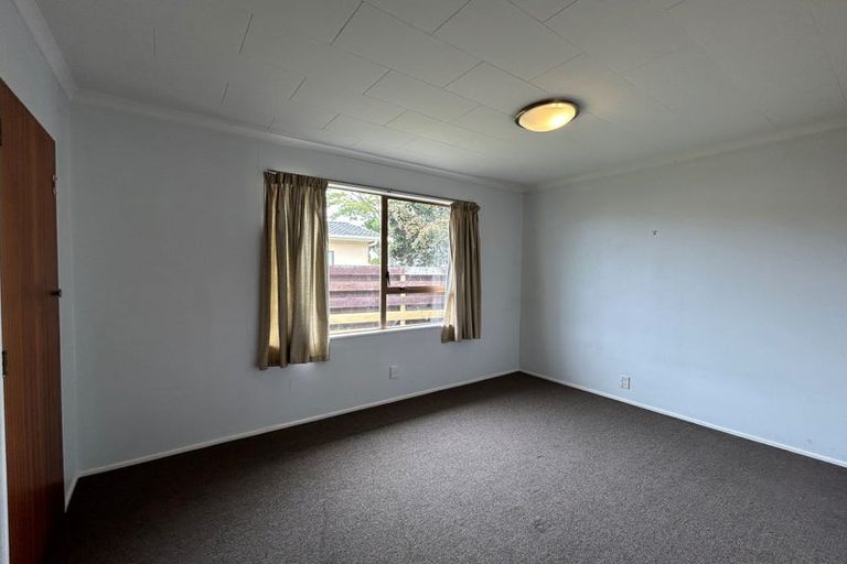 Photo of property in 41 Wynyard Crescent, Tamatea, Napier, 4112