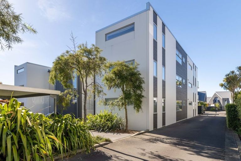 Photo of property in 6/180 Peterborough Street, Christchurch Central, Christchurch, 8013