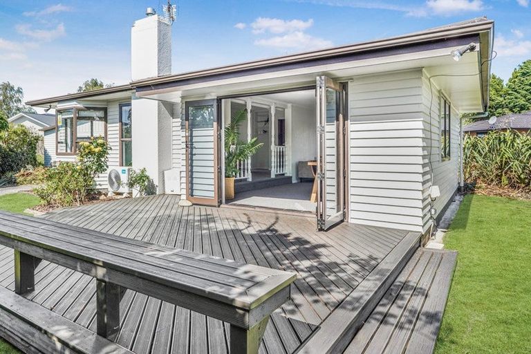 Photo of property in 16 Morris Road, Hillcrest, Hamilton, 3216