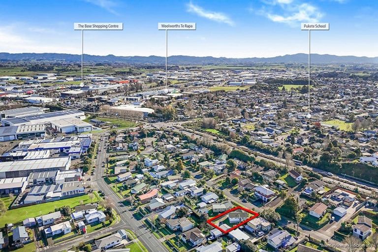 Photo of property in 61 Morrow Avenue, St Andrews, Hamilton, 3200