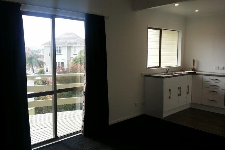 Photo of property in 9 Ridd Crescent, Karori, Wellington, 6012