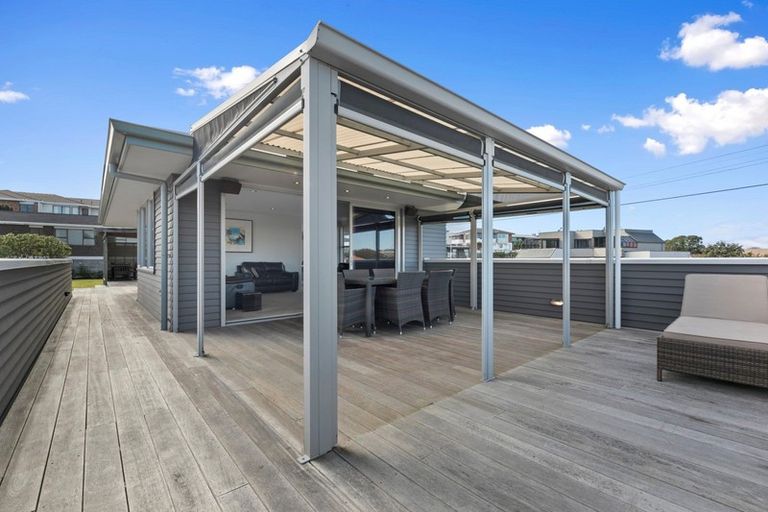 Photo of property in 75 Pitau Road, Mount Maunganui, 3116