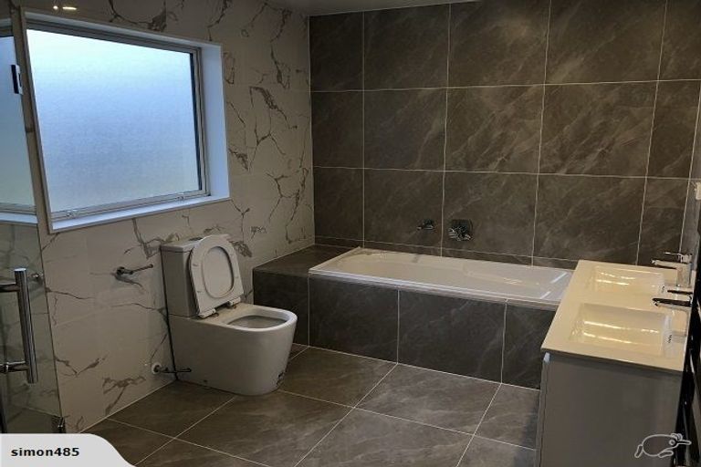 Photo of property in 7 Johns Creek Crescent, Silverdale, 0932