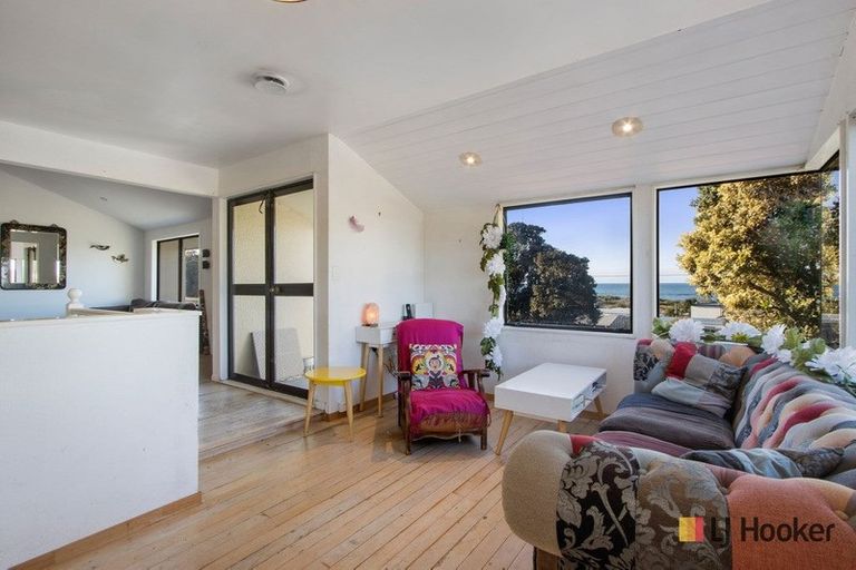 Photo of property in 196 Seaforth Road, Waihi Beach, 3611