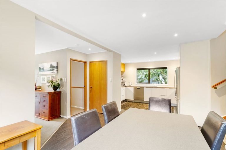 Photo of property in 24 Rimu Road, Oratia, Auckland, 0604