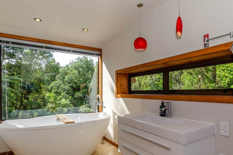 Photo of property in 63 Branch Road, Highlands Park, New Plymouth, 4312