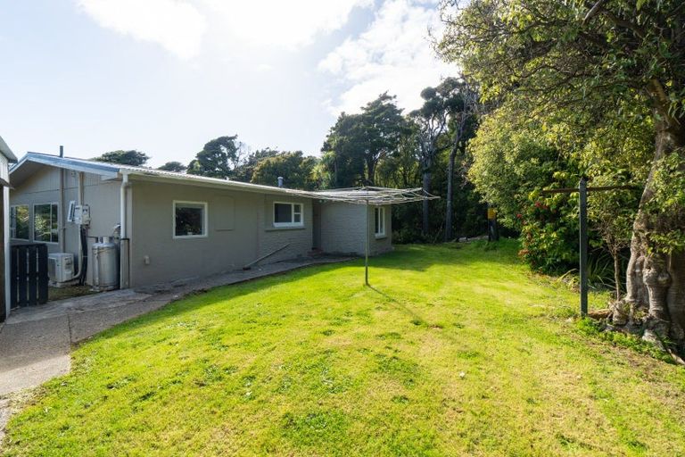 Photo of property in 7 Rakiura Parade, Otatara, Invercargill, 9879