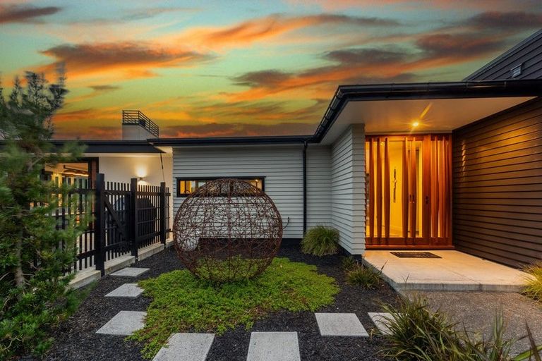 Photo of property in 1 Appletree Way, Stoke, Nelson, 7011