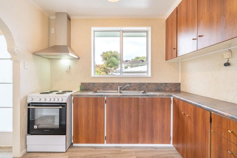 Photo of property in 309b Wellington Road, Wainuiomata, Lower Hutt, 5014