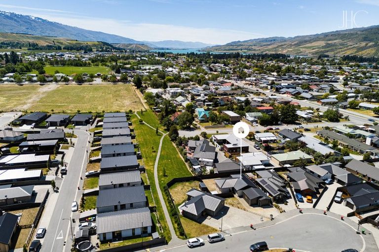 Photo of property in 22 Smitham Drive, Cromwell, 9310