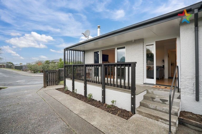 Photo of property in 21 Dumbarton Place, Strathern, Invercargill, 9812
