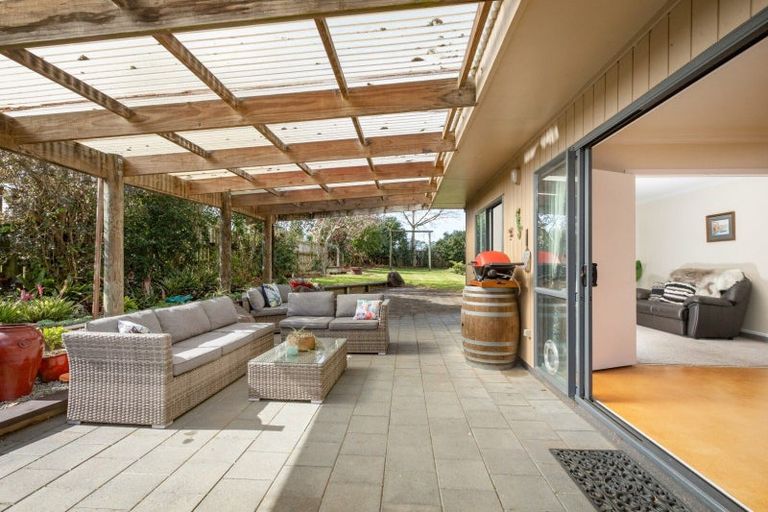 Photo of property in 16 Blundell Place, Katikati, 3129