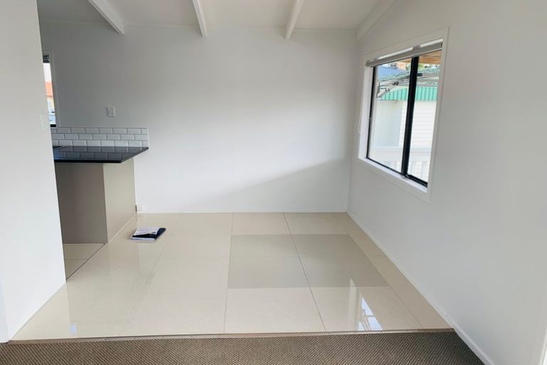 Photo of property in 119 Universal Drive, Henderson, Auckland, 0610