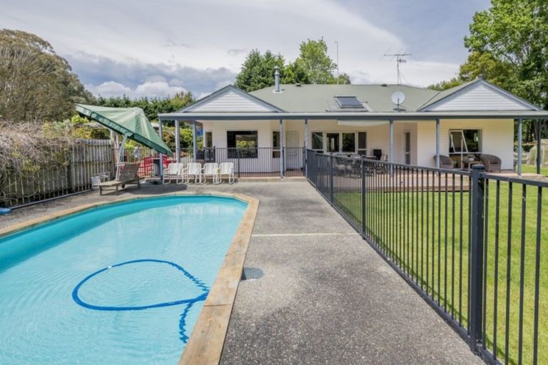 Photo of property in 73 Greenwood Boulevard, Otaki, 5512