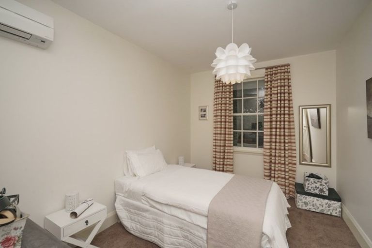 Photo of property in 3 Hackthorne Road, Cashmere, Christchurch, 8022