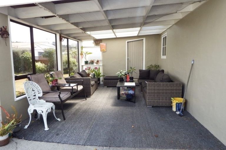 Photo of property in 1961 Parewanui Road, Parewanui, Bulls, 4894