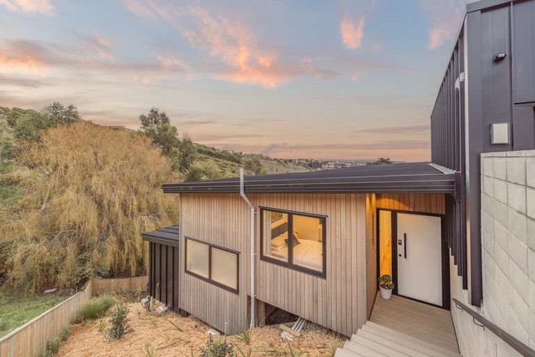 Photo of property in 7 Francis James Lane, Redcliffs, Christchurch, 8081