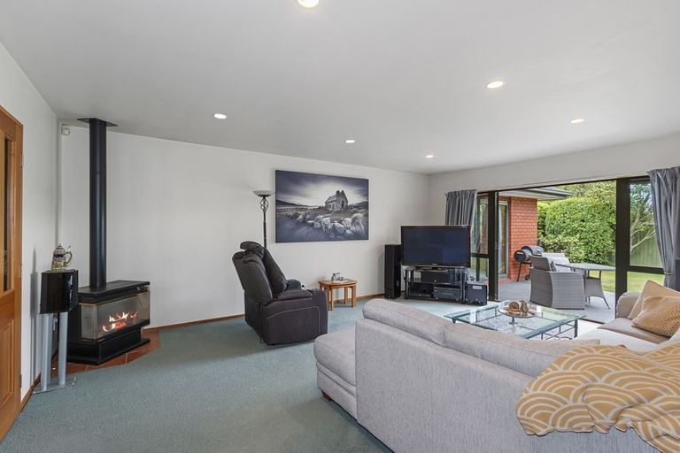 Photo of property in 6 Empress Place, Halswell, Christchurch, 8025
