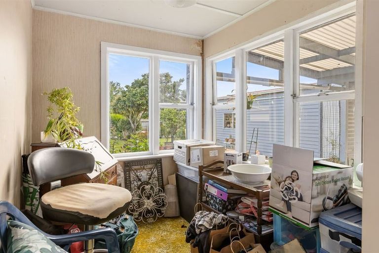 Photo of property in 79 Brougham Street, Westport, 7825