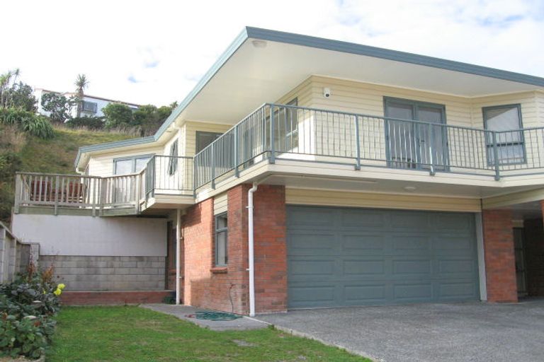 Photo of property in 7 Jordan Street, Island Bay, Wellington, 6023