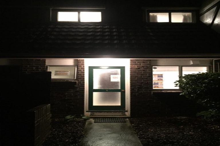 Photo of property in 4/31 Mana Avenue, Titahi Bay, Porirua, 5022