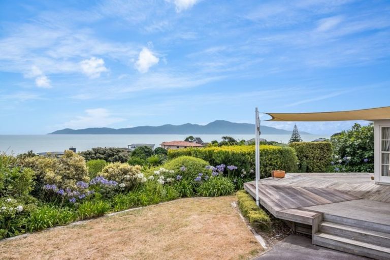 Photo of property in 138-142 Rosetta Road, Raumati South, Paraparaumu, 5032