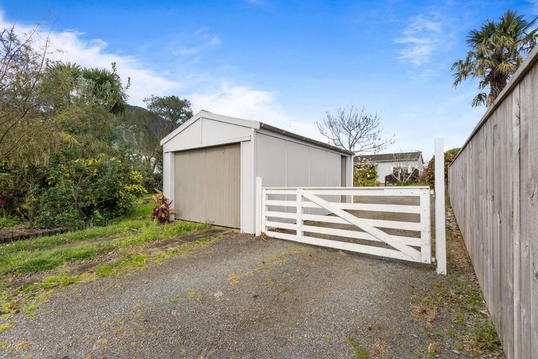 Photo of property in 21 Hikutaia Street, Te Aroha, 3320