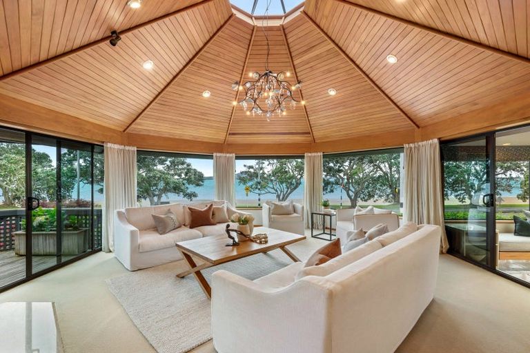 Photo of property in 297 Tamaki Drive, Kohimarama, Auckland, 1071