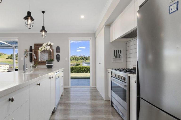 Photo of property in 5 Greystone Place, Omokoroa, 3114