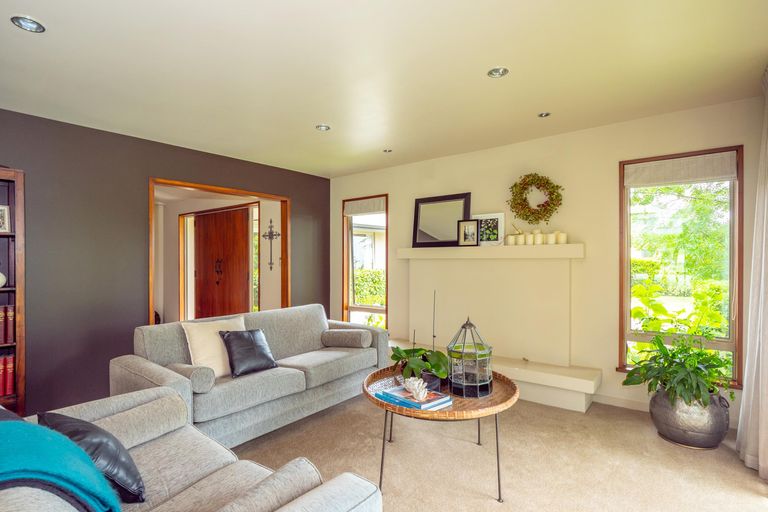 Photo of property in 45 Tancred Street, Geraldine, 7930