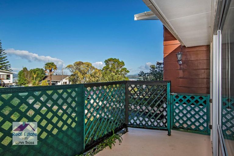 Photo of property in 20 West View Crescent, Onerahi, Whangarei, 0110