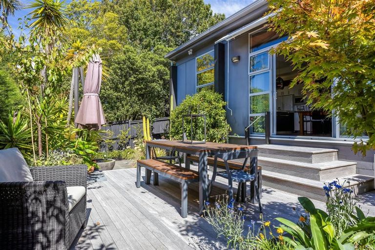 Photo of property in 1/5 Whareora Terrace, Cashmere, Christchurch, 8022