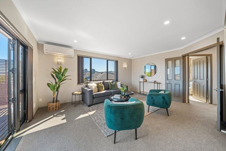 Photo of property in 30 Cedarwood Street, Woodridge, Wellington, 6037